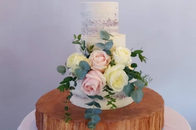 Emerald green wedding cake