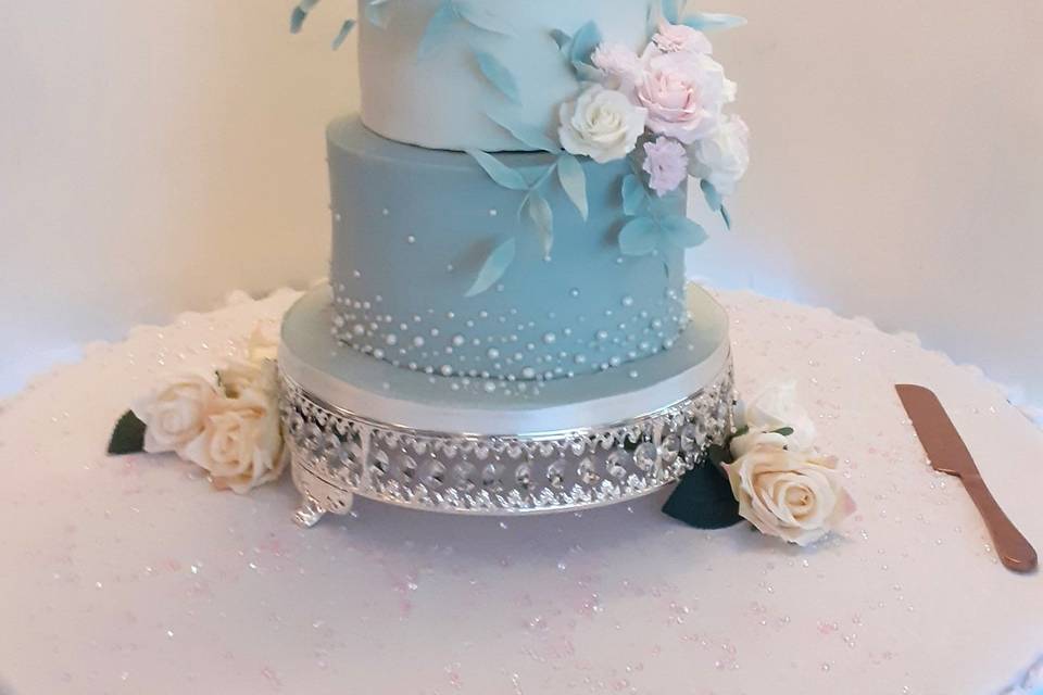 Shades of Sage wedding cake