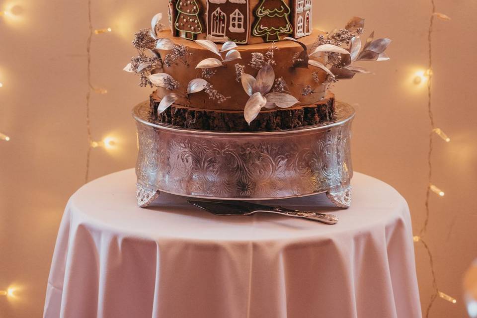 Christmas Wedding Cake