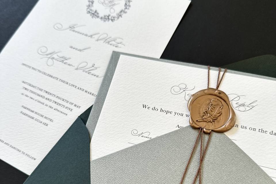 Invitation suit