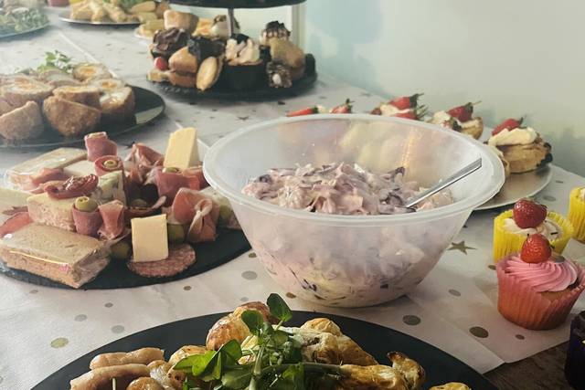Cold buffet standard