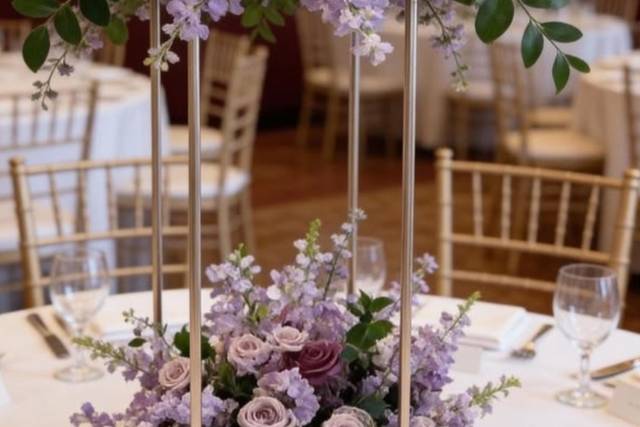 Floral centrepiece