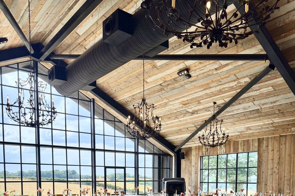 Tablescape Barn at Botley Hill