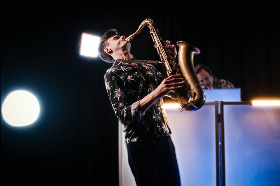 Tom Party Sax