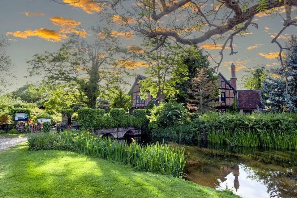 Moreteyne Manor