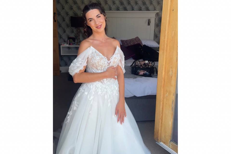 Cotswold bride