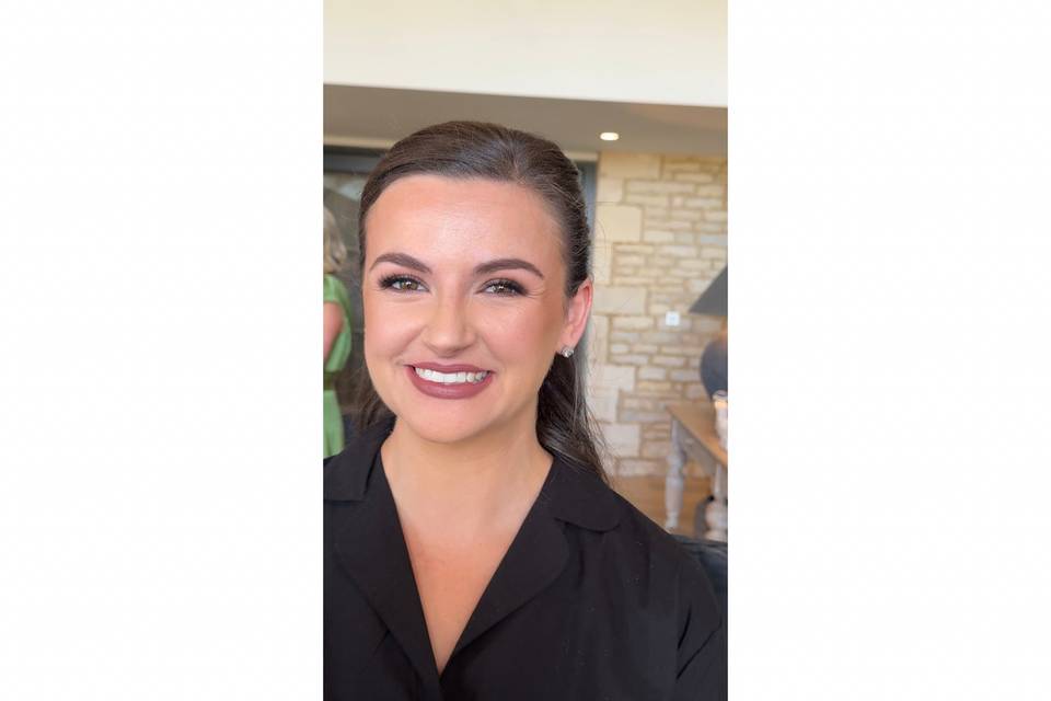 Bronzy matte look