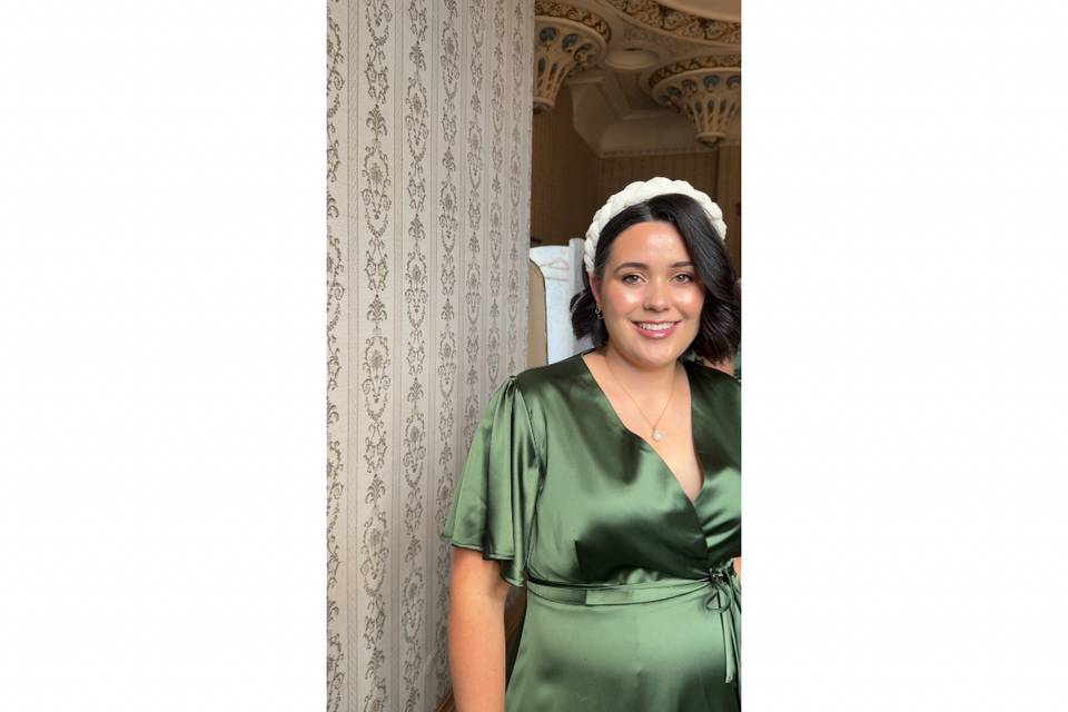 Glowy bridesmaid