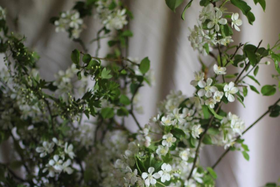 Floral urn