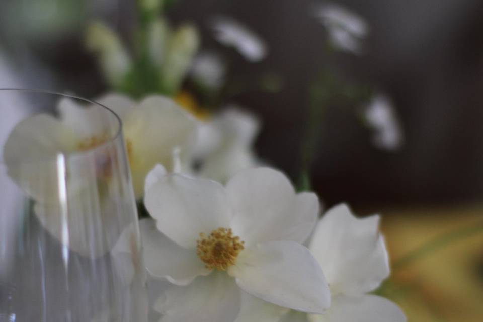 Bud vase
