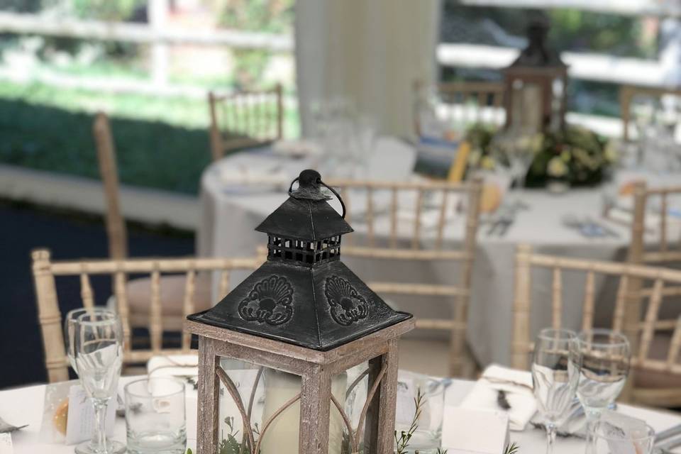 Lantern table centres