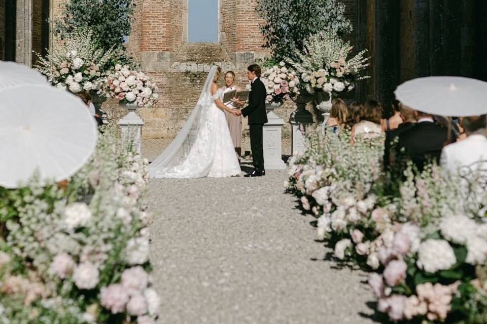 Olivia Coleman Celebrant