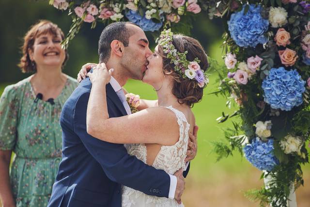 Emily & Arash Rockbeare Manor