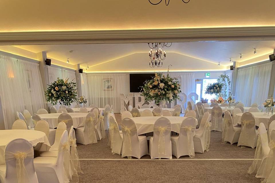 Venue Dressing & Flowers