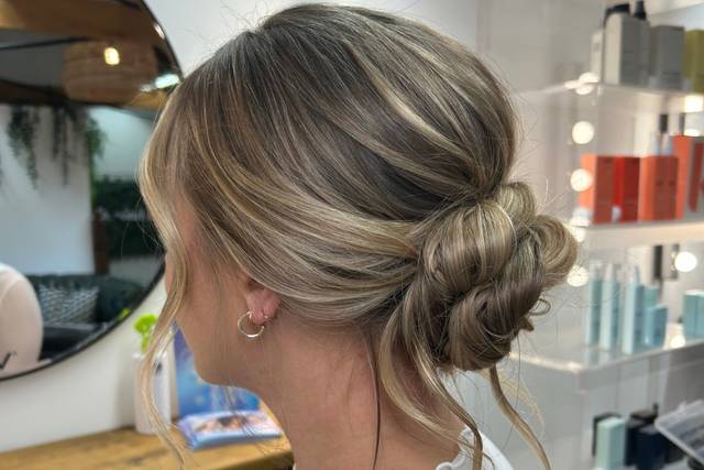 Boho-glam bun