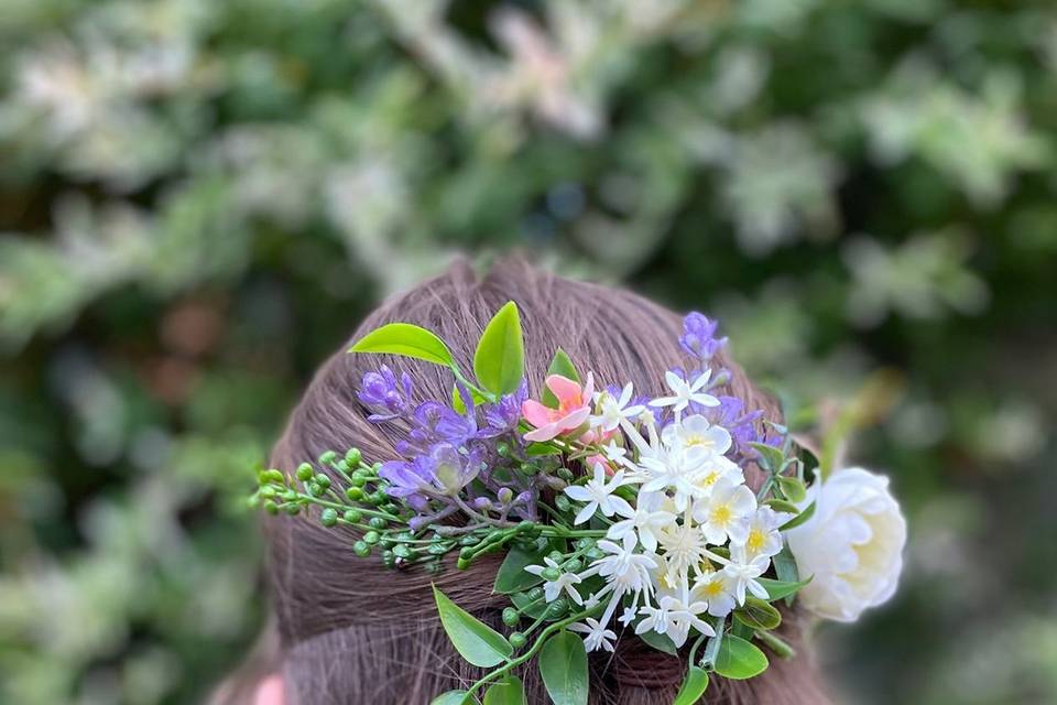 Floral Clip