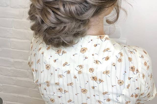 Textured low bun