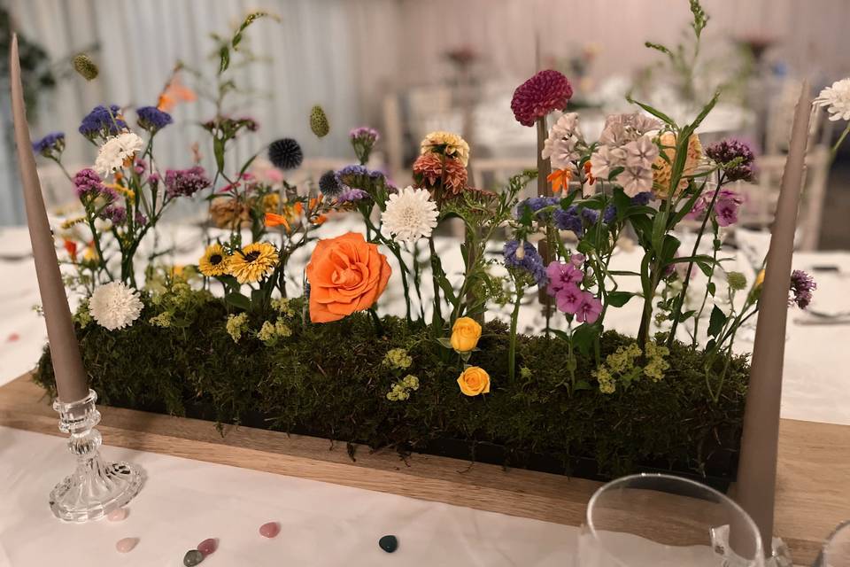 Meadow centrepiece