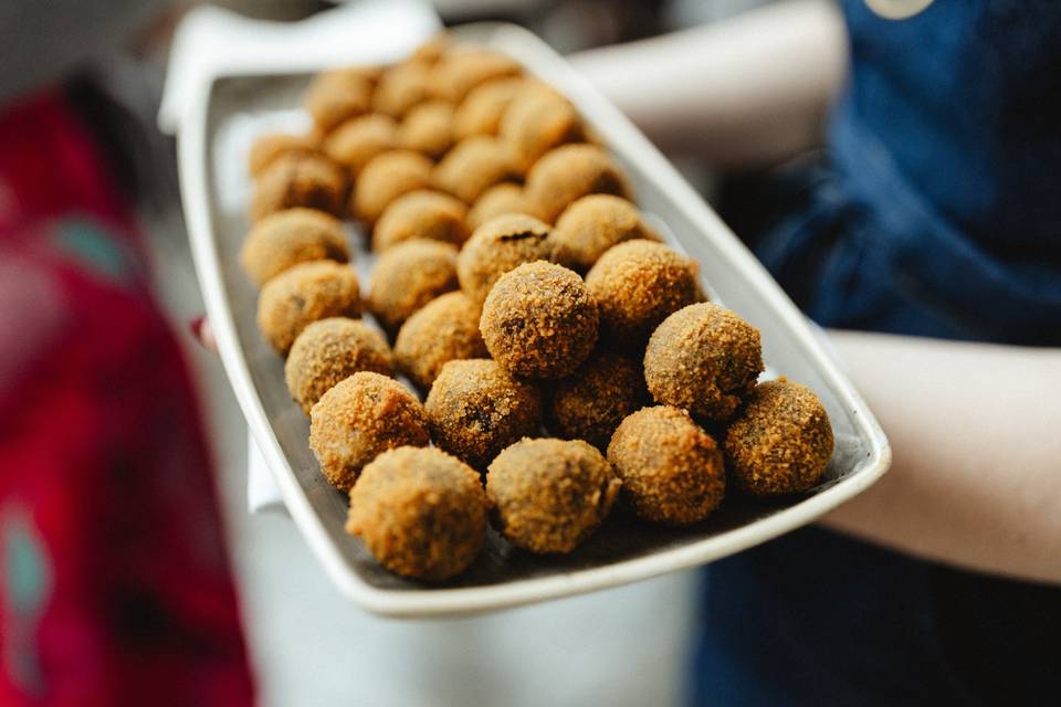 Liam and Bee Photography