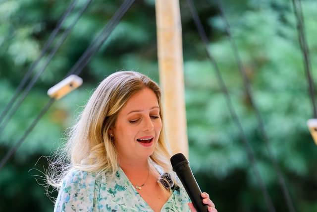 Emma Butler Independent Celebrant