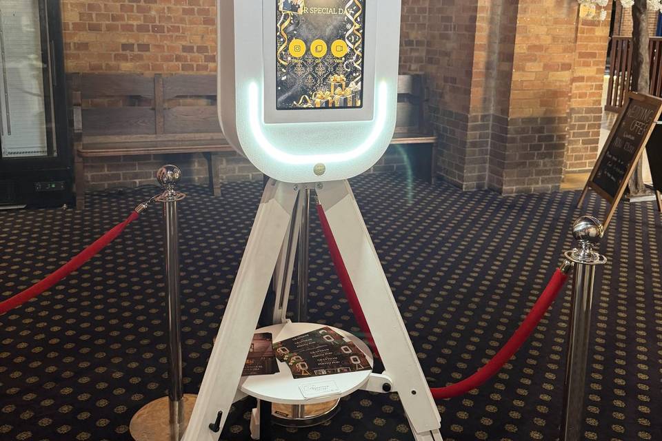 Our white vintage pod