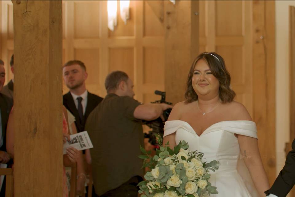 Amy & George - Rivervale Barn