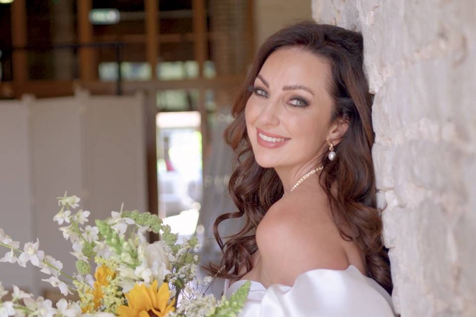 Lara & Oli - Tithe Barn