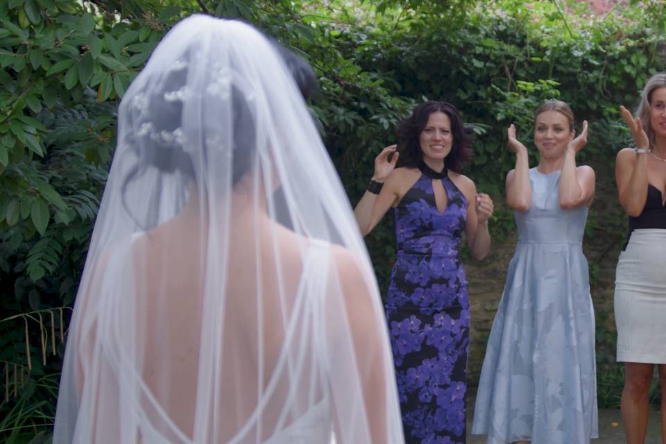 Reka & Ian - Cripps Barn