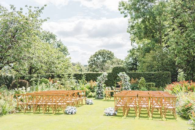 Top Lawn Ceremony