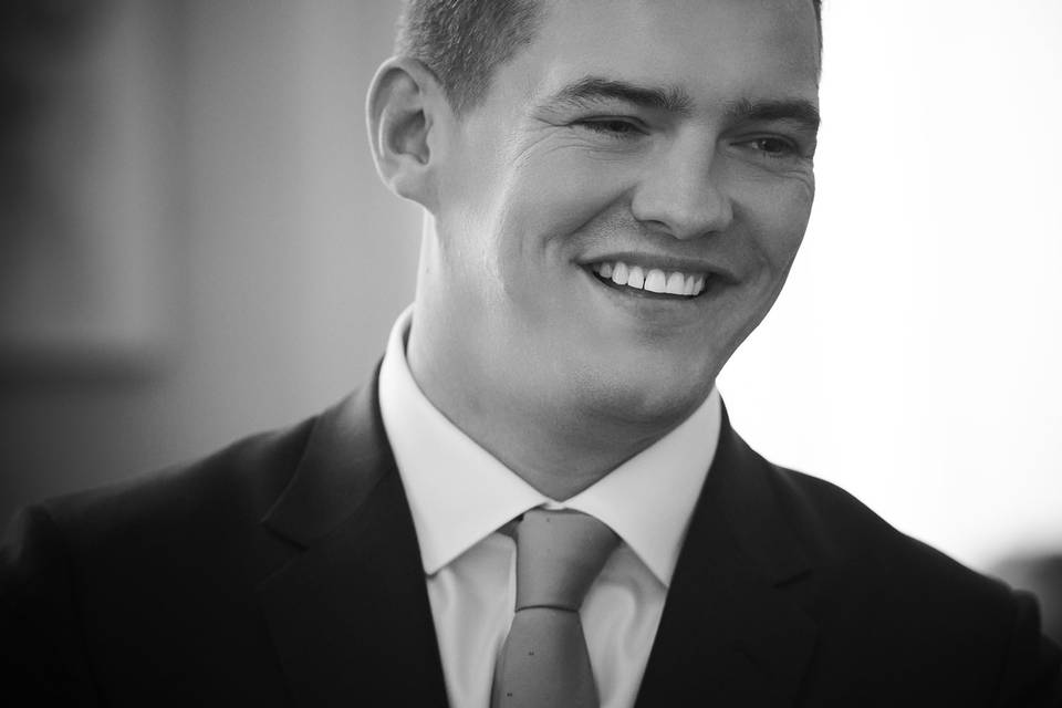 Groom in b&w
