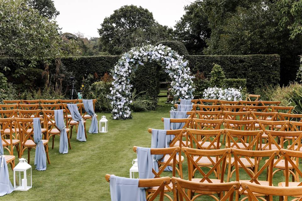 Top Lawn Ceremony