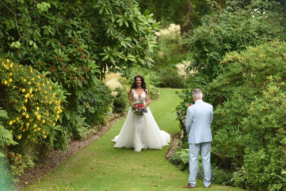 Garden aisle