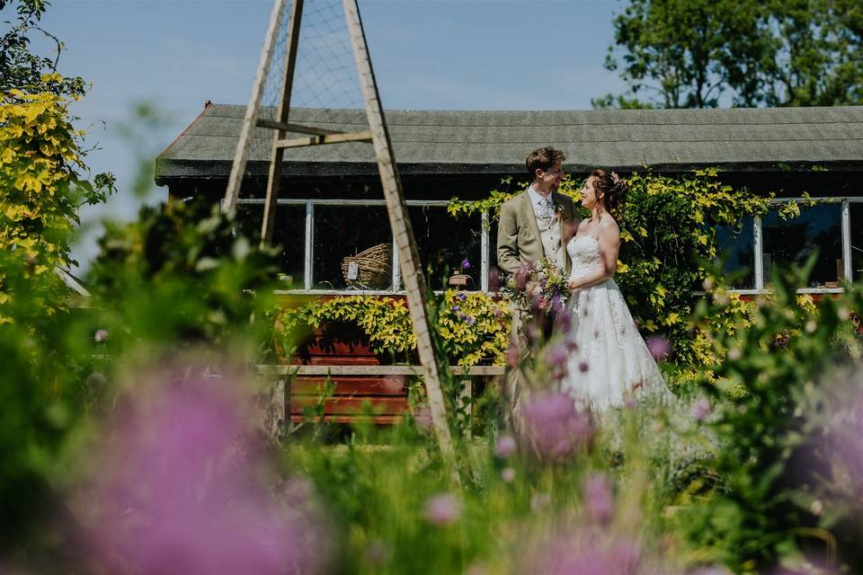 Herb Garden Couple