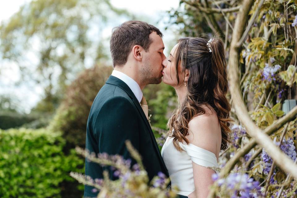 Wisteria wedding