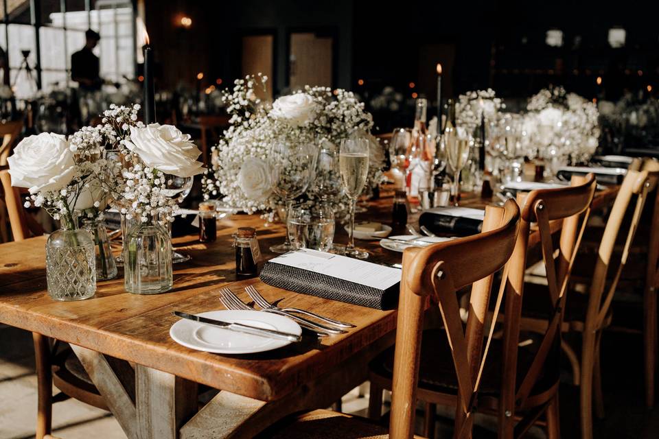 Gypsophila Table