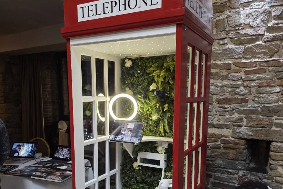 Tall Video Audio Guestphone/ph