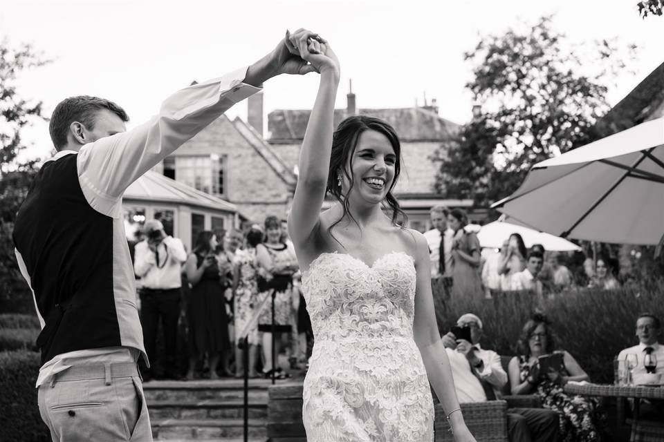 Outdoor first dance