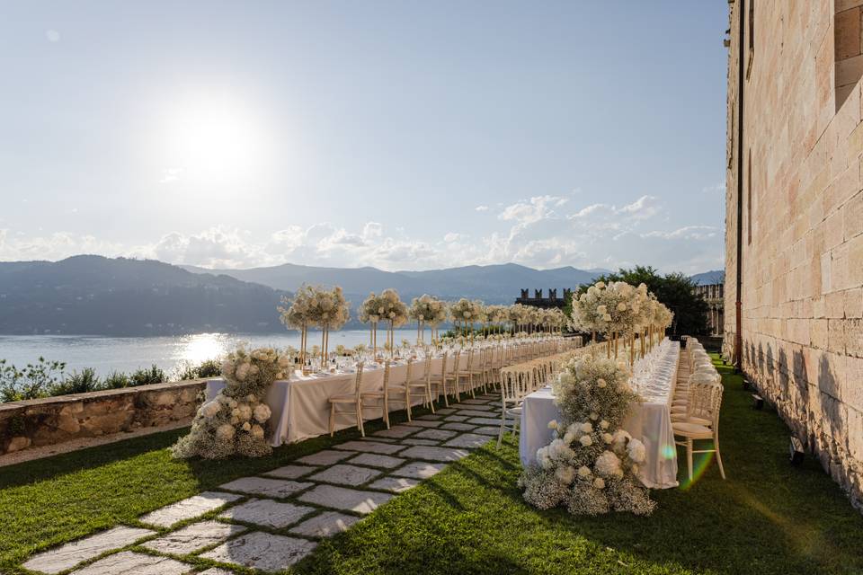 Wedding by the lake