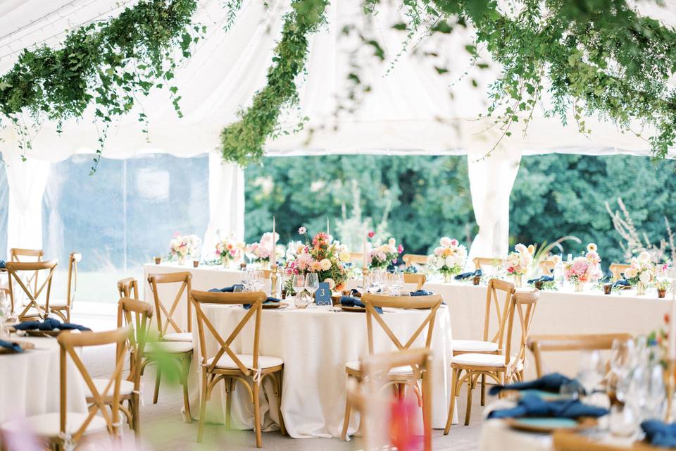 Bespoke decor in the marquee