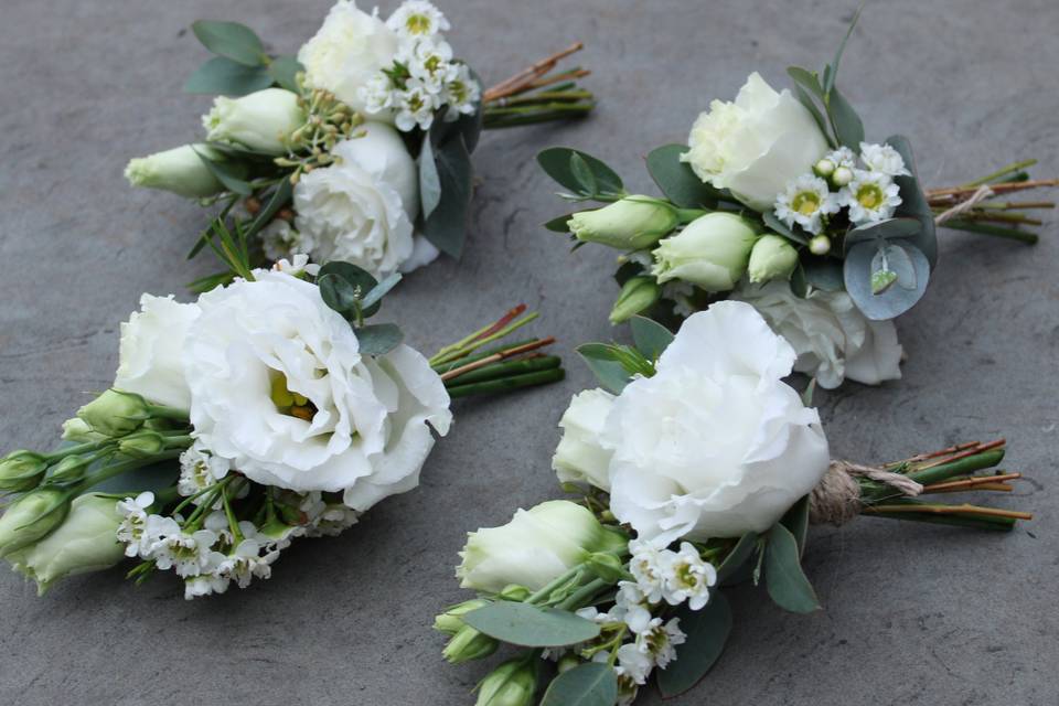 Natural Tied Buttonholes