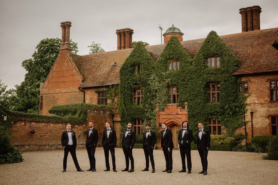 groomsmen