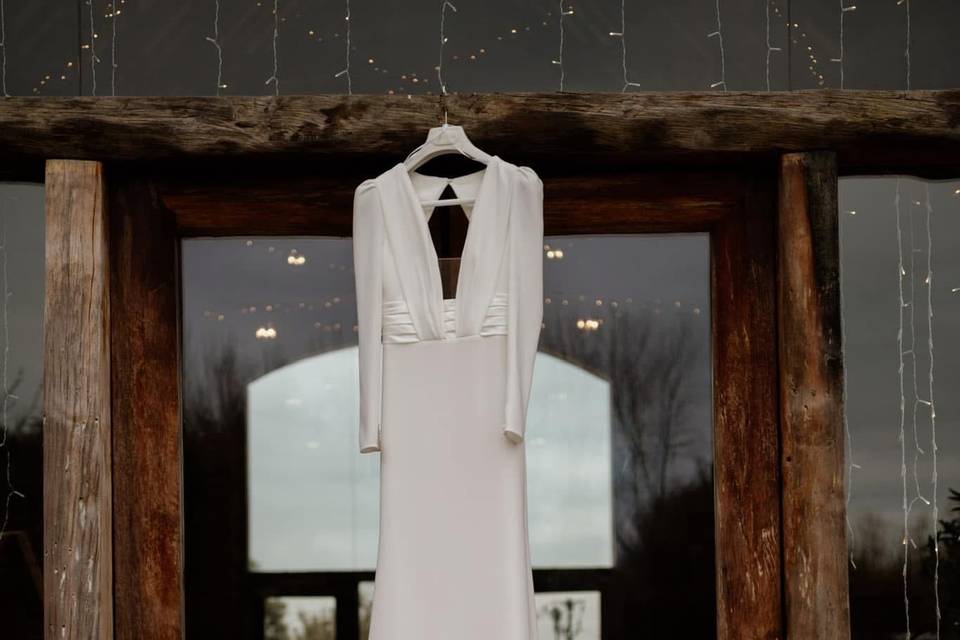 wedding dress