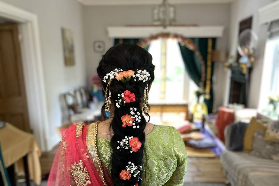 Mehndi hair