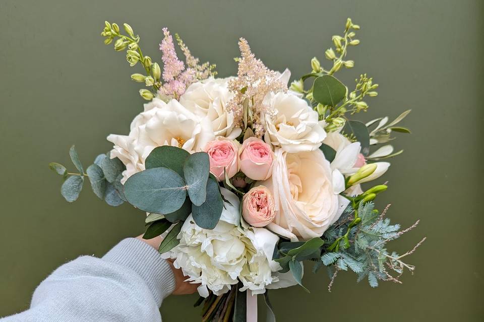 Pink and white bouquet