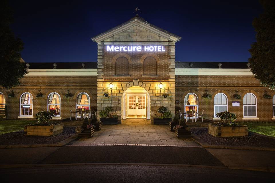 Mercure Haydock Hotel Front