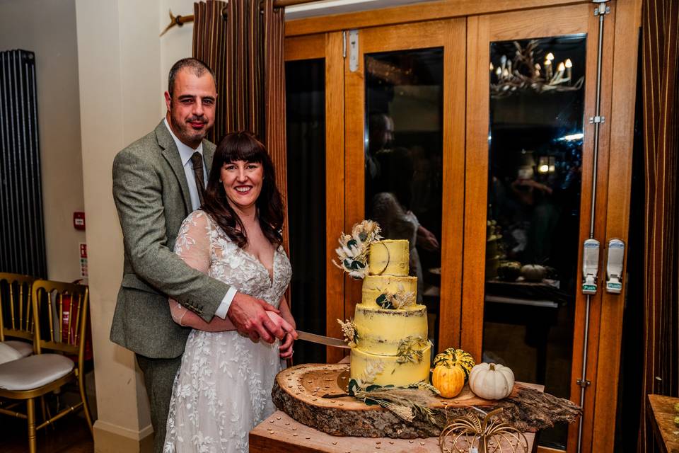 Cutting the cake