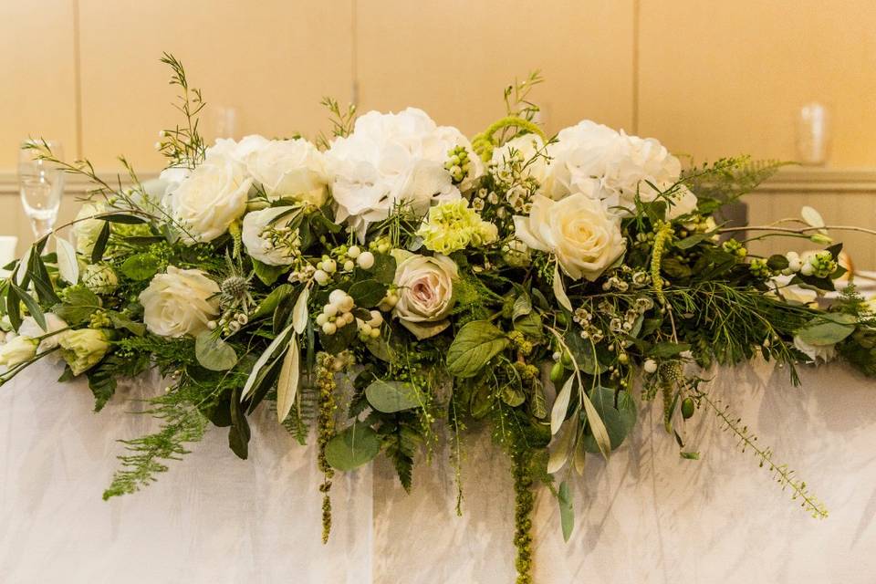 Top table arrangement