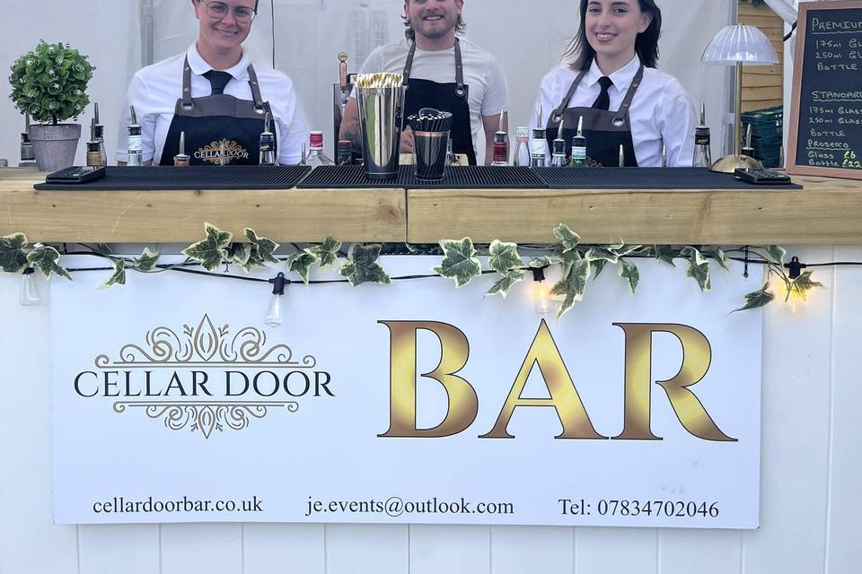 White Bar