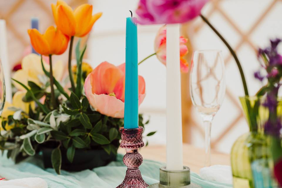 Coloured candlesticks