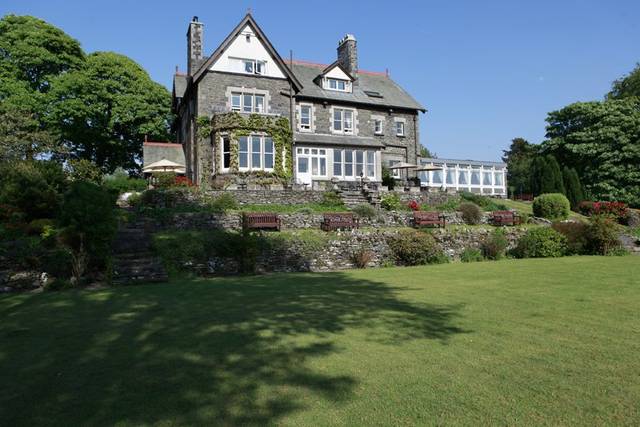 Sawrey House Hotel